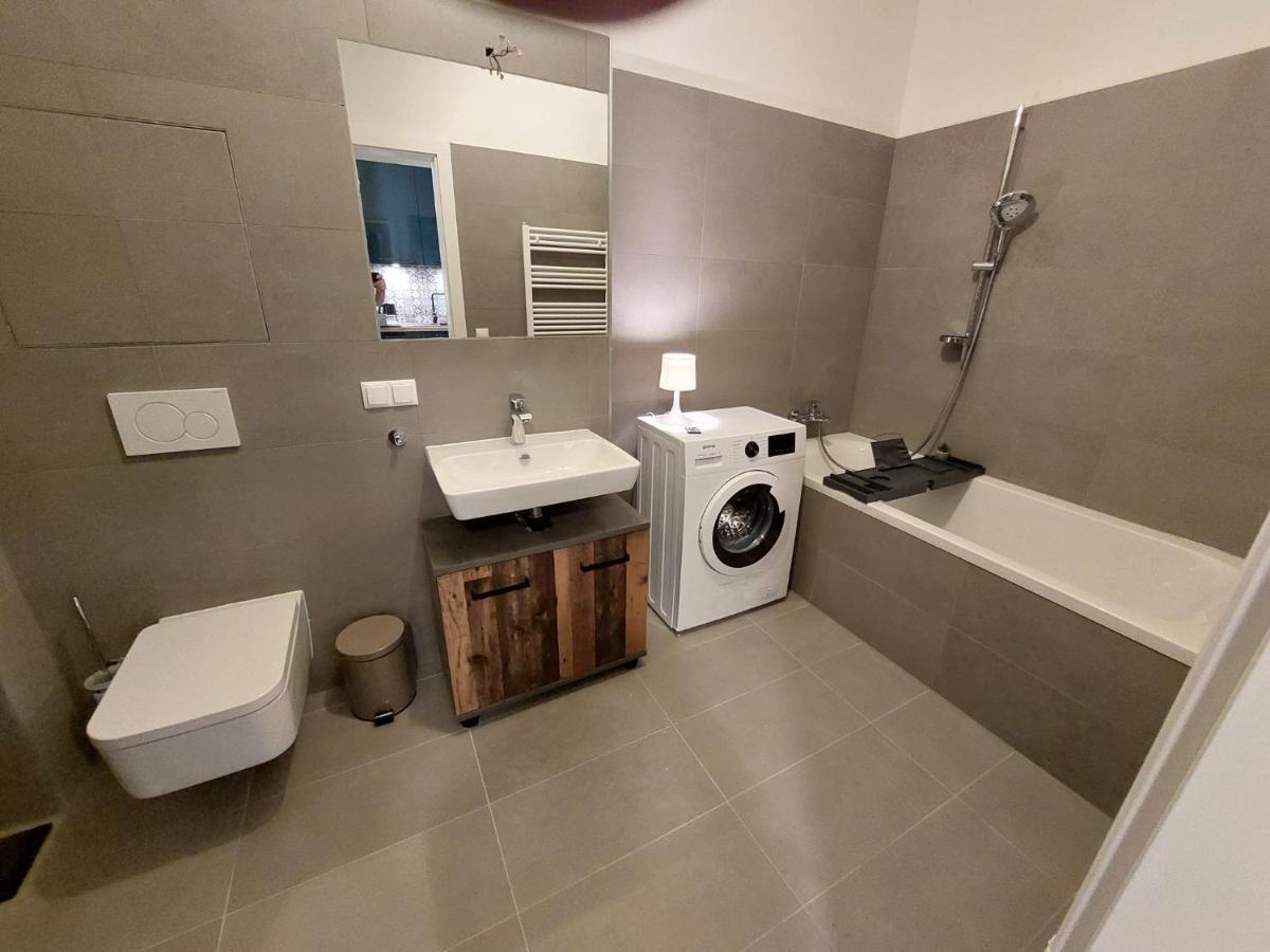 Apartment Maria Hilf 2 By Interhome Vienna Esterno foto